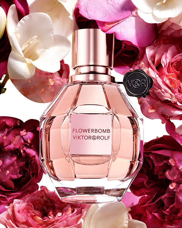 215092 VIKTORANDROLF FlowerBomb PDP 600x750 v1 A9 ᐅ Ethos